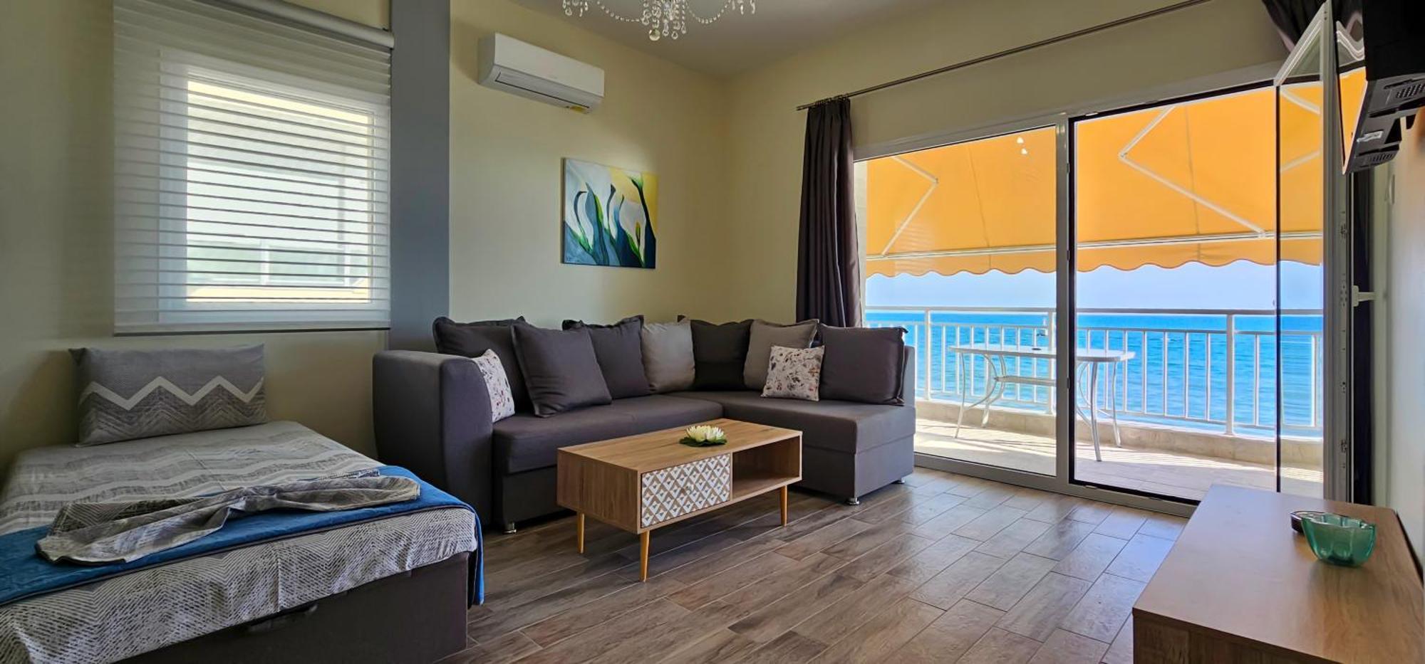 Hara Apartment In Front Of The Beach Paralía Kültér fotó